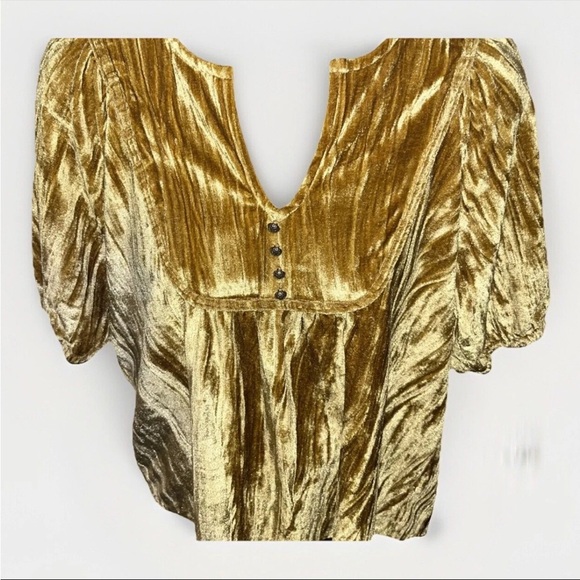 Maurices Dark Gold Crushed Velvet Balloon Sleeve Button Accent Blouse Size M - Picture 2 of 8
